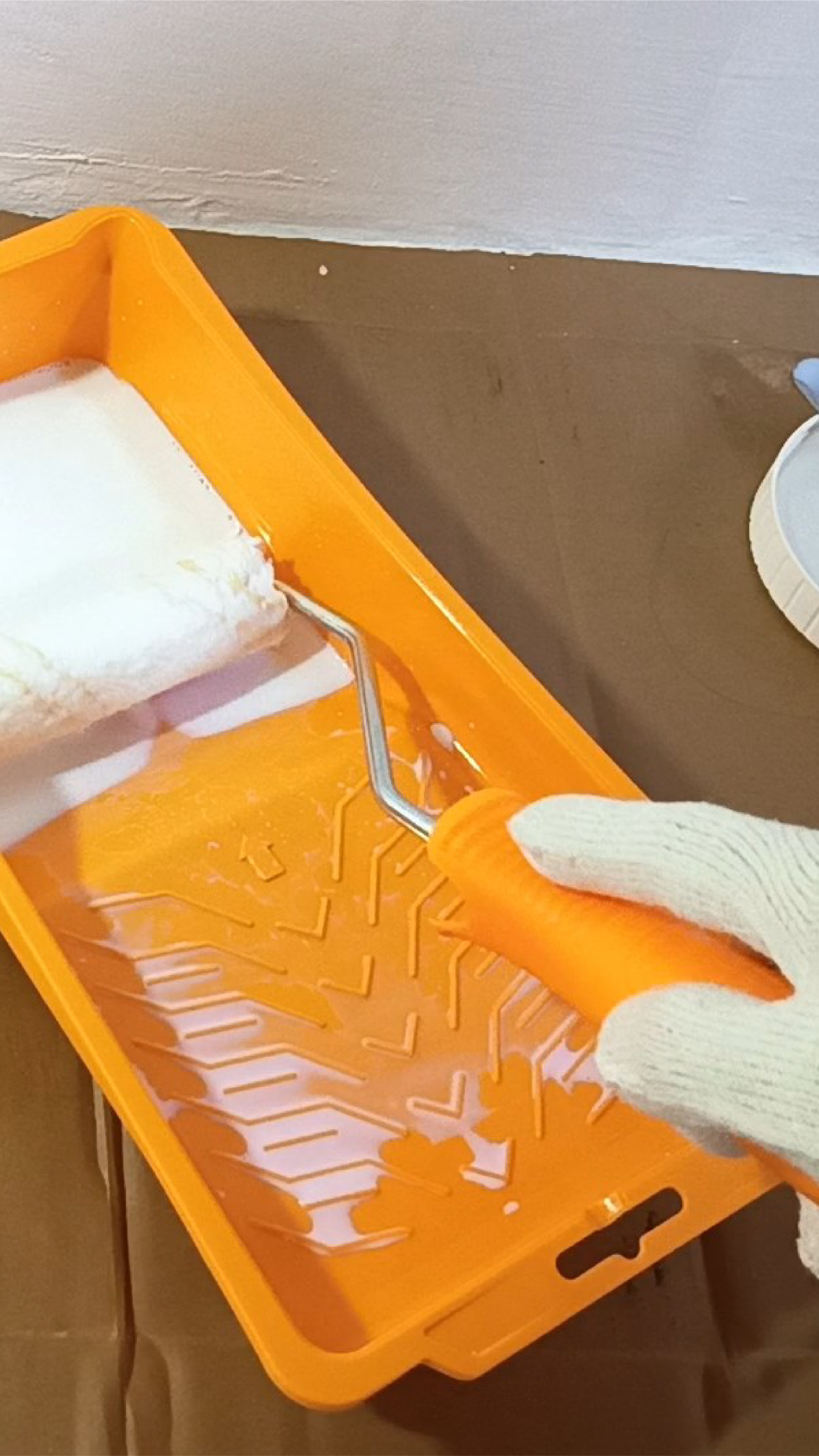 Microcement Primer Application